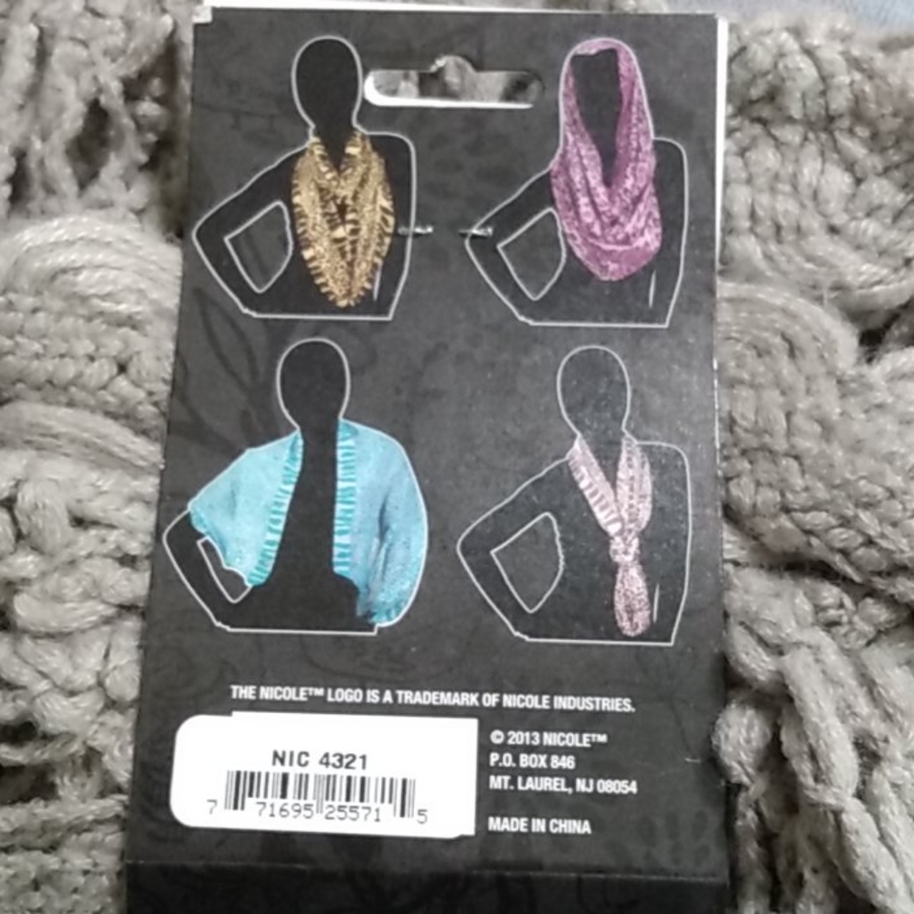 Infinity scarf - Picture 5 of 5
